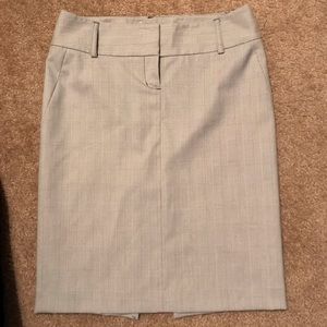 Like New.  Express Light Gray Pencil Skirt size 2